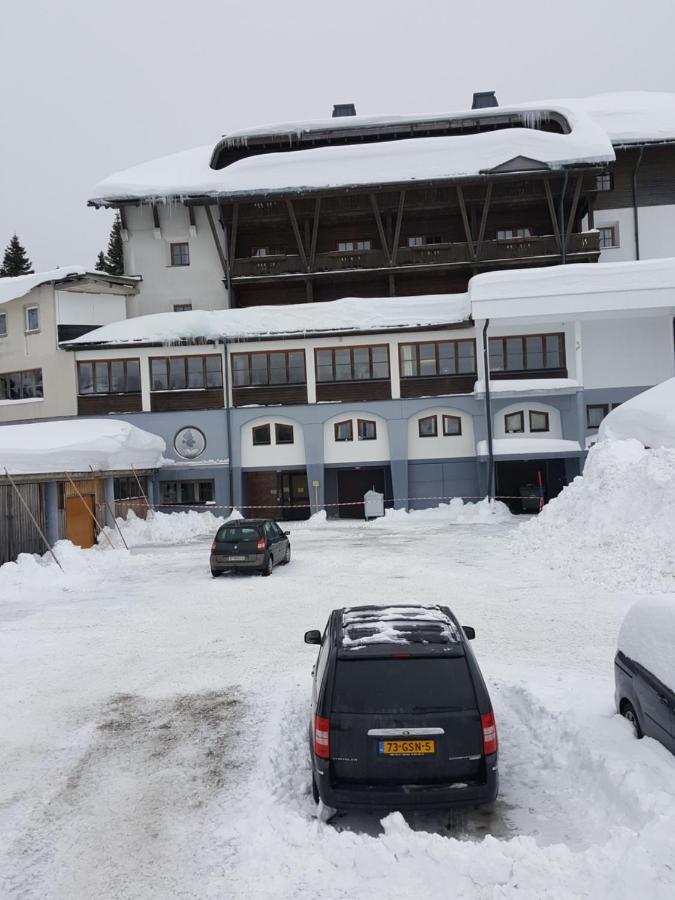 Hotel Berghof Sonnenalpe Nassfeld Exterior foto